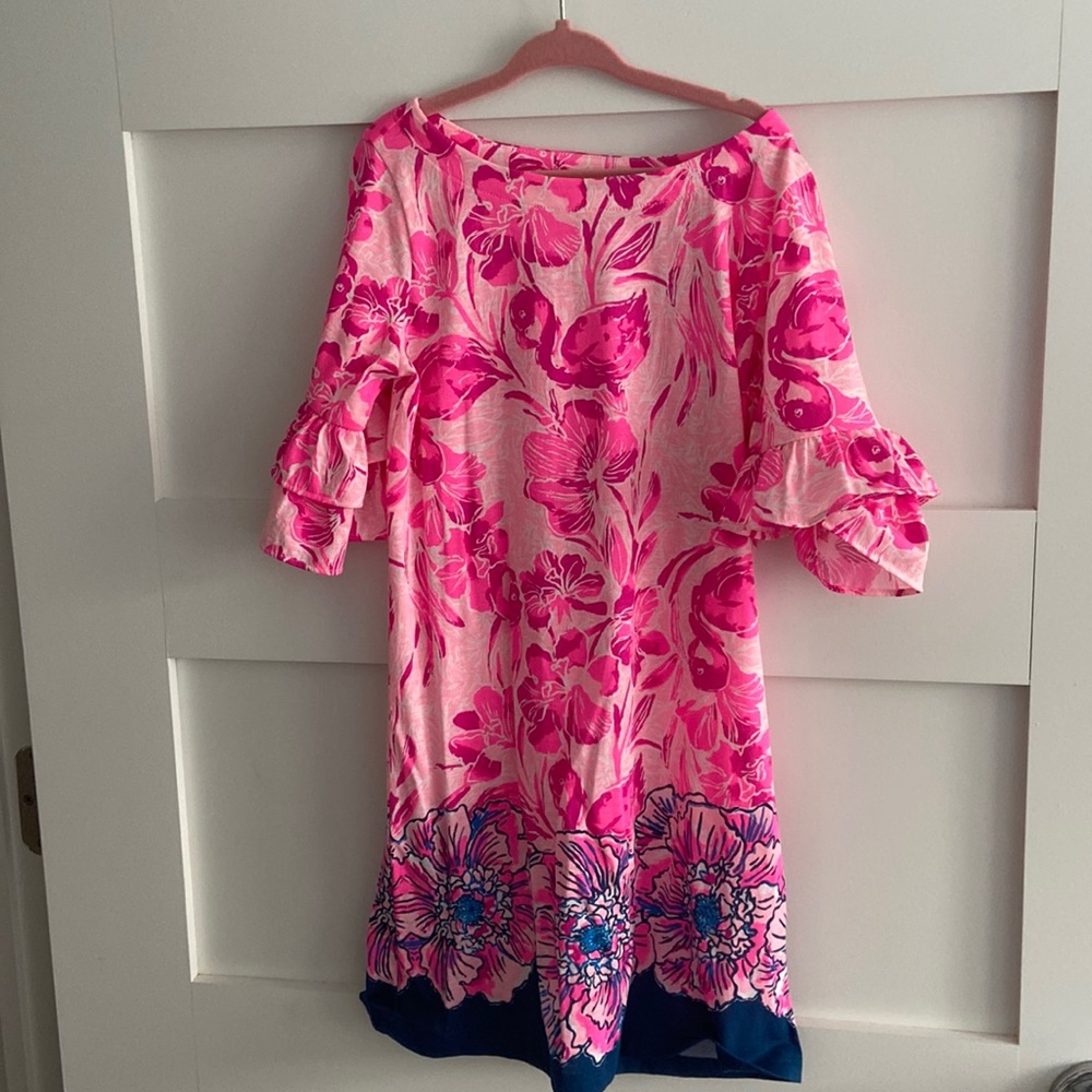 Lilly dress with ruffle sleeves